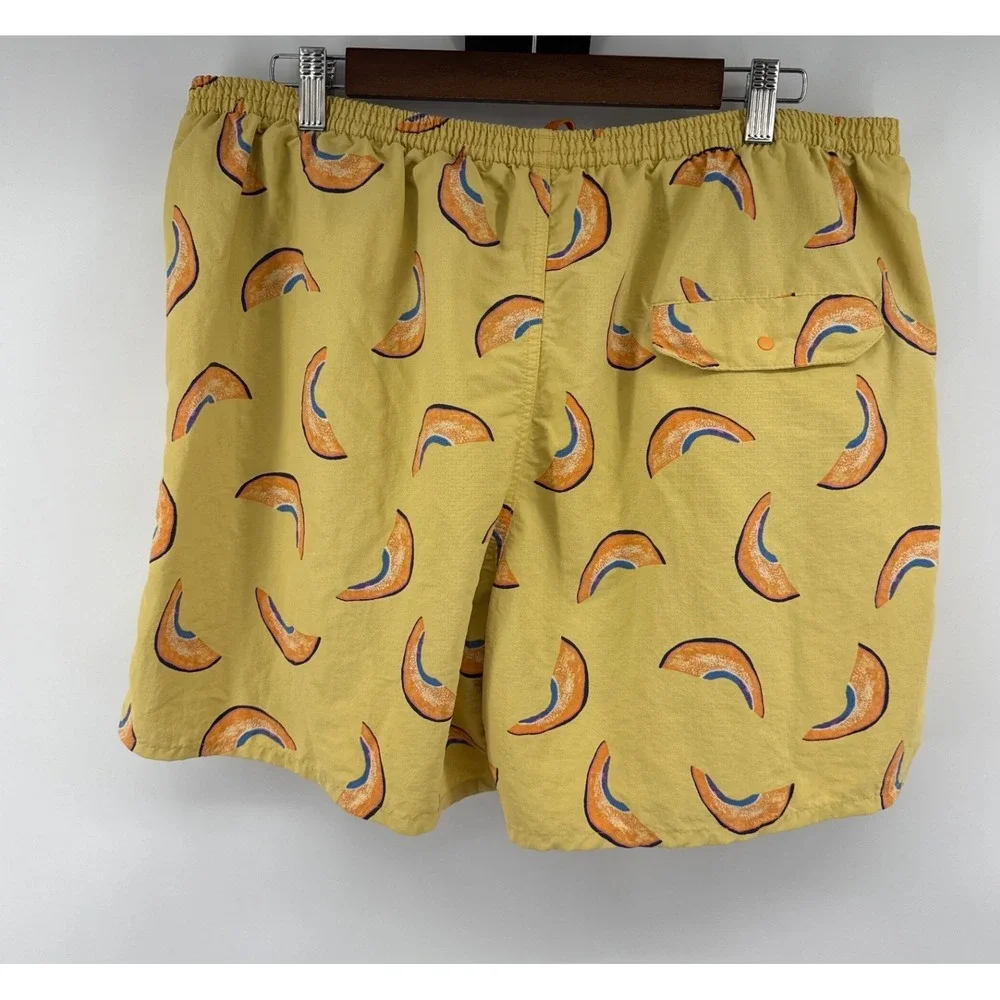 Patagonia Baggies 5 In Men XL Yellow Melon Cantaloupe Recycled Nylon Shorts